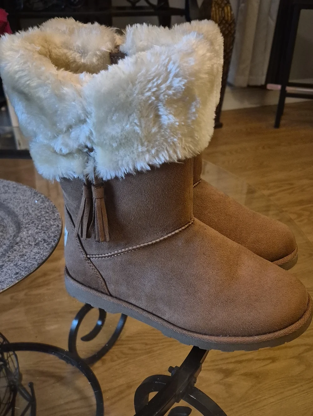 Cozy Faux-Fur Lined Women’s Ankle Boots - Brown